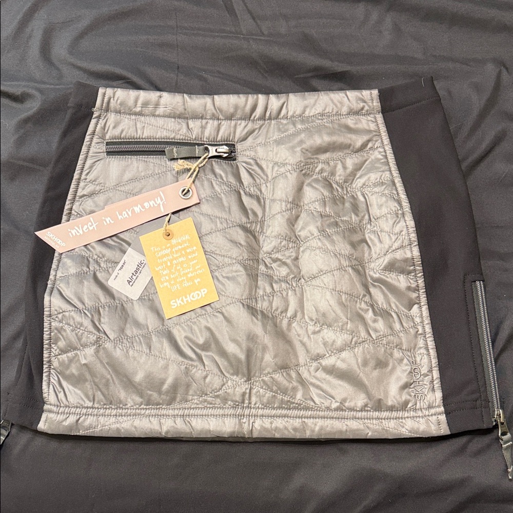 SKHOOP Silver and Black Mini Skirt